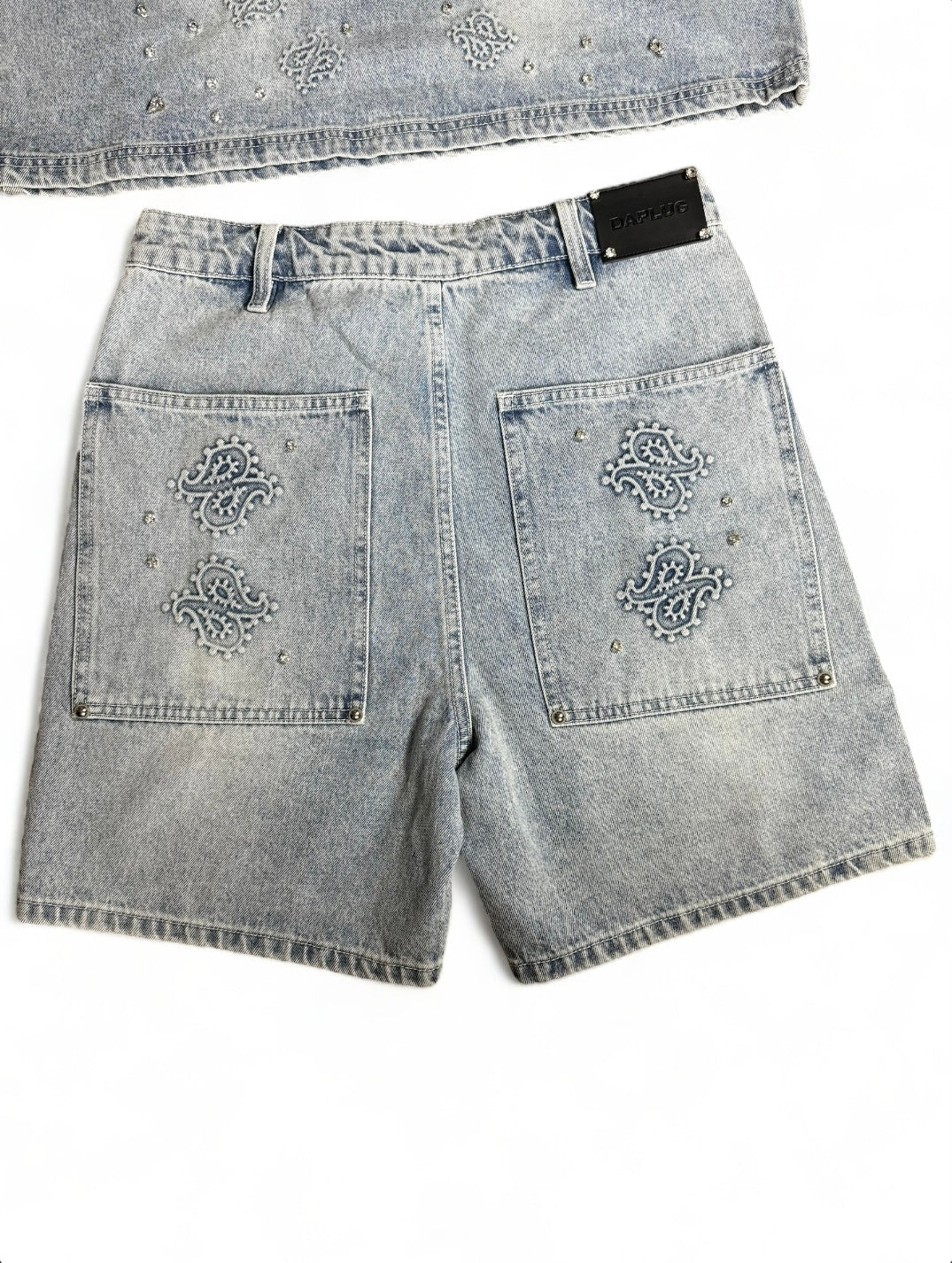 ɪᴄᴇᴅ ᴅᴇɴɪᴍ ʙᴏᴛᴛᴏᴍꜱ